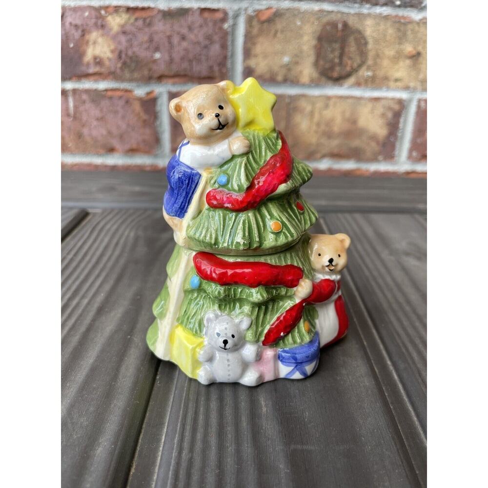 The Cooks Bazaar Christmas Tree & Teddy Bear Salt & Pepper shakers - stacking